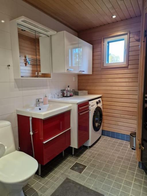 Silve, Yhden Makuuhuoneen Omakotitalo.